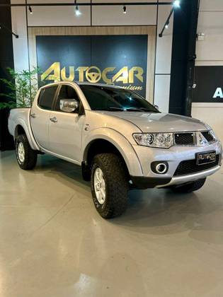 MITSUBISHI L200 TRITON 3.2 HPE 4X4 CD 16V TURBO INTERCOOLER DIESEL 4P AUTOMÁTICO